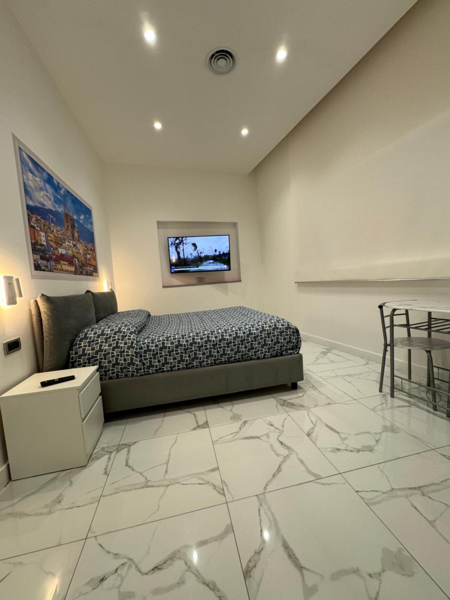 B&B Rossini Luxury 3 Cosenza Kültér fotó